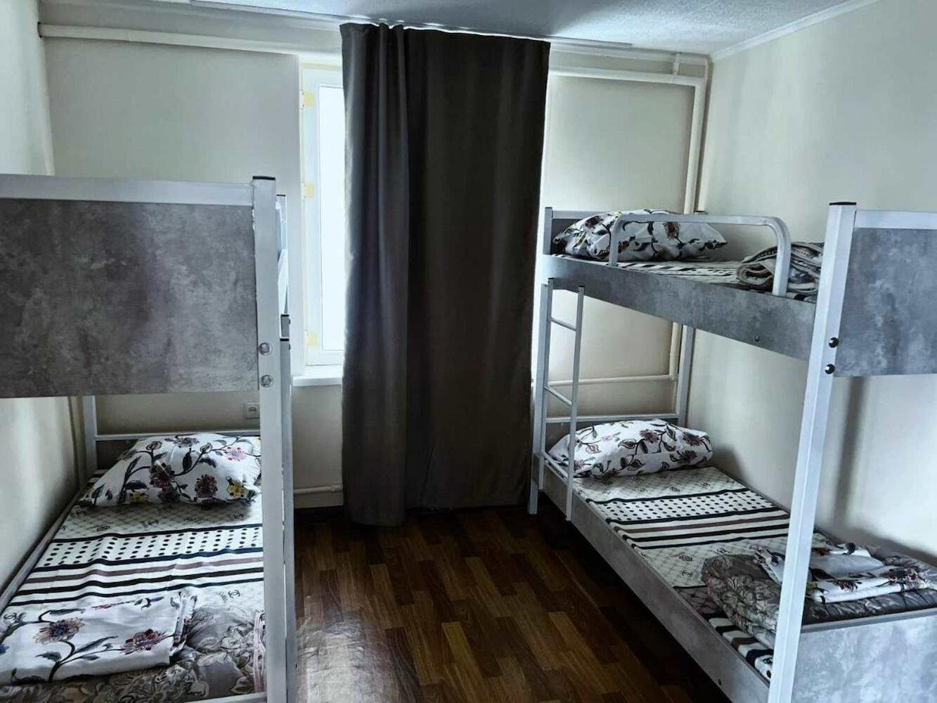 8 hostel, Bishkek