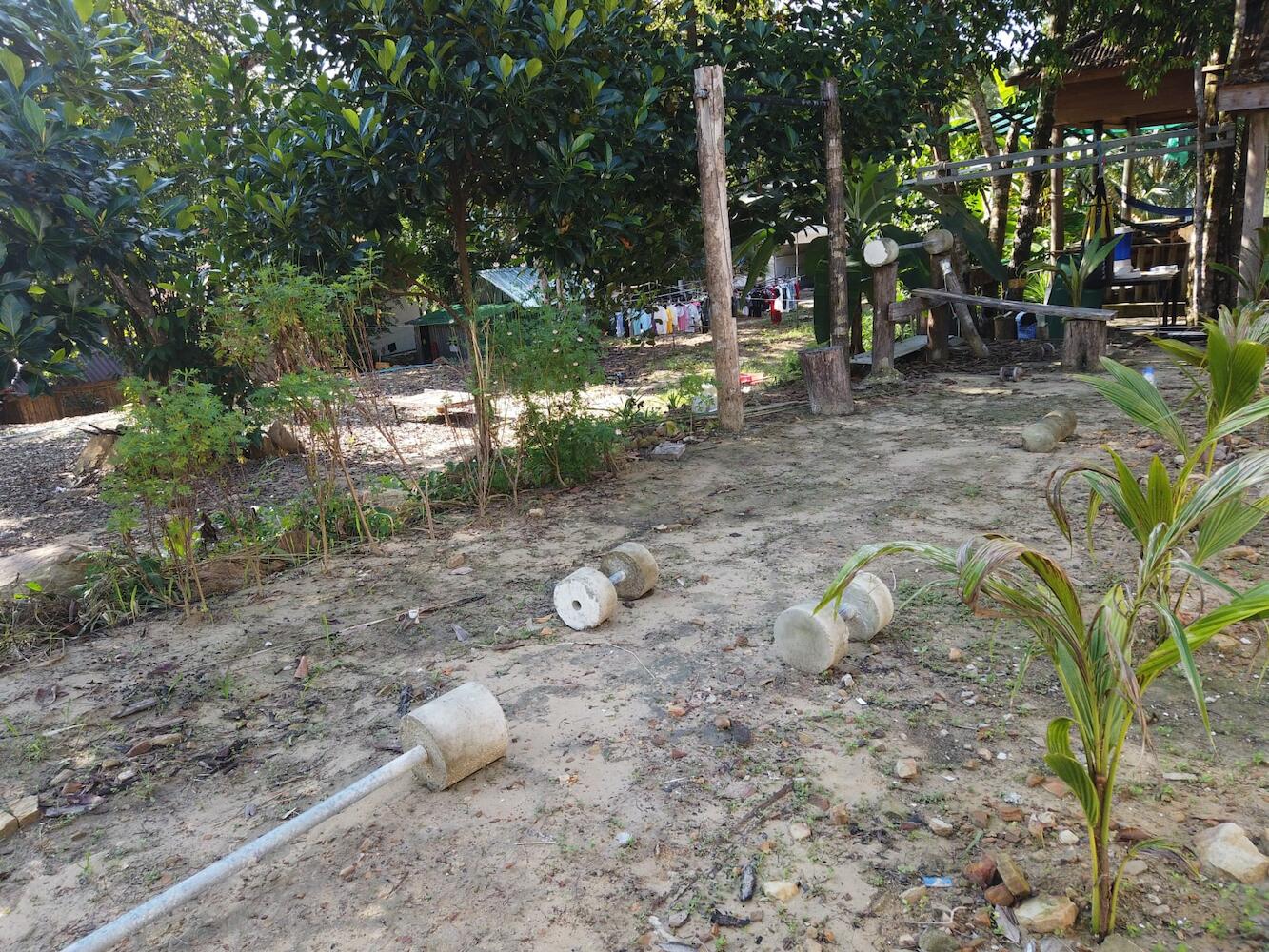 Fat Monkey, Koh Rong