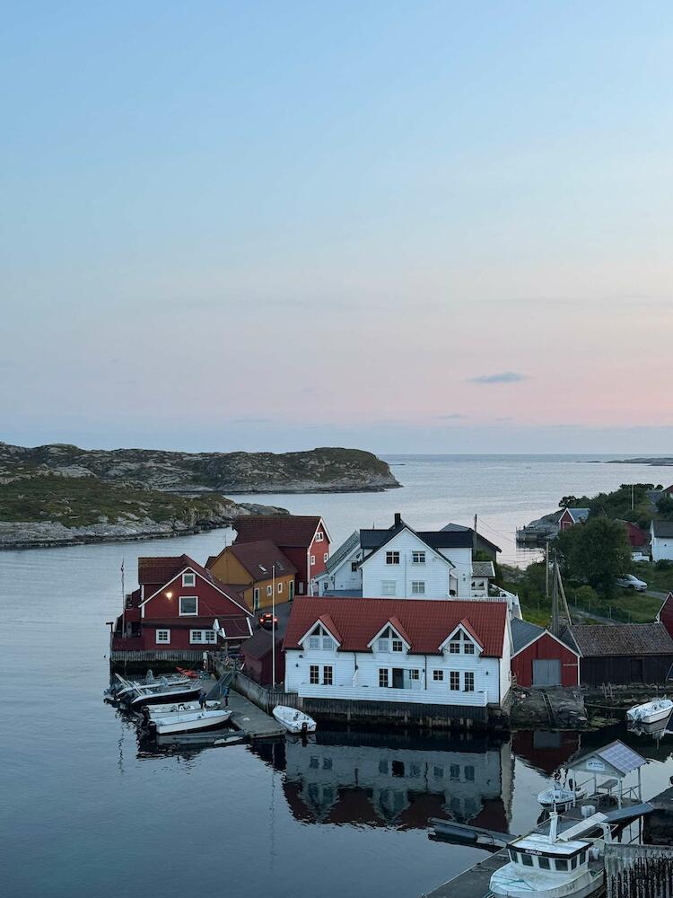 Nautnes Fiskevaer Hostel, Bergen