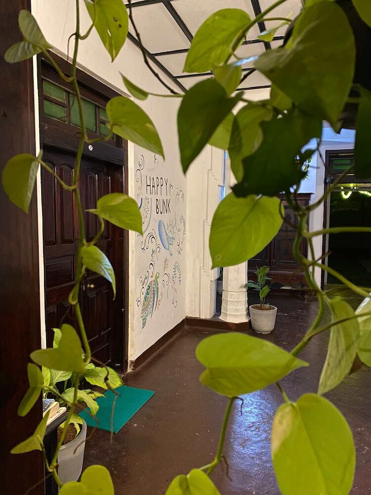 Happy Bunk Hostel, Weligama