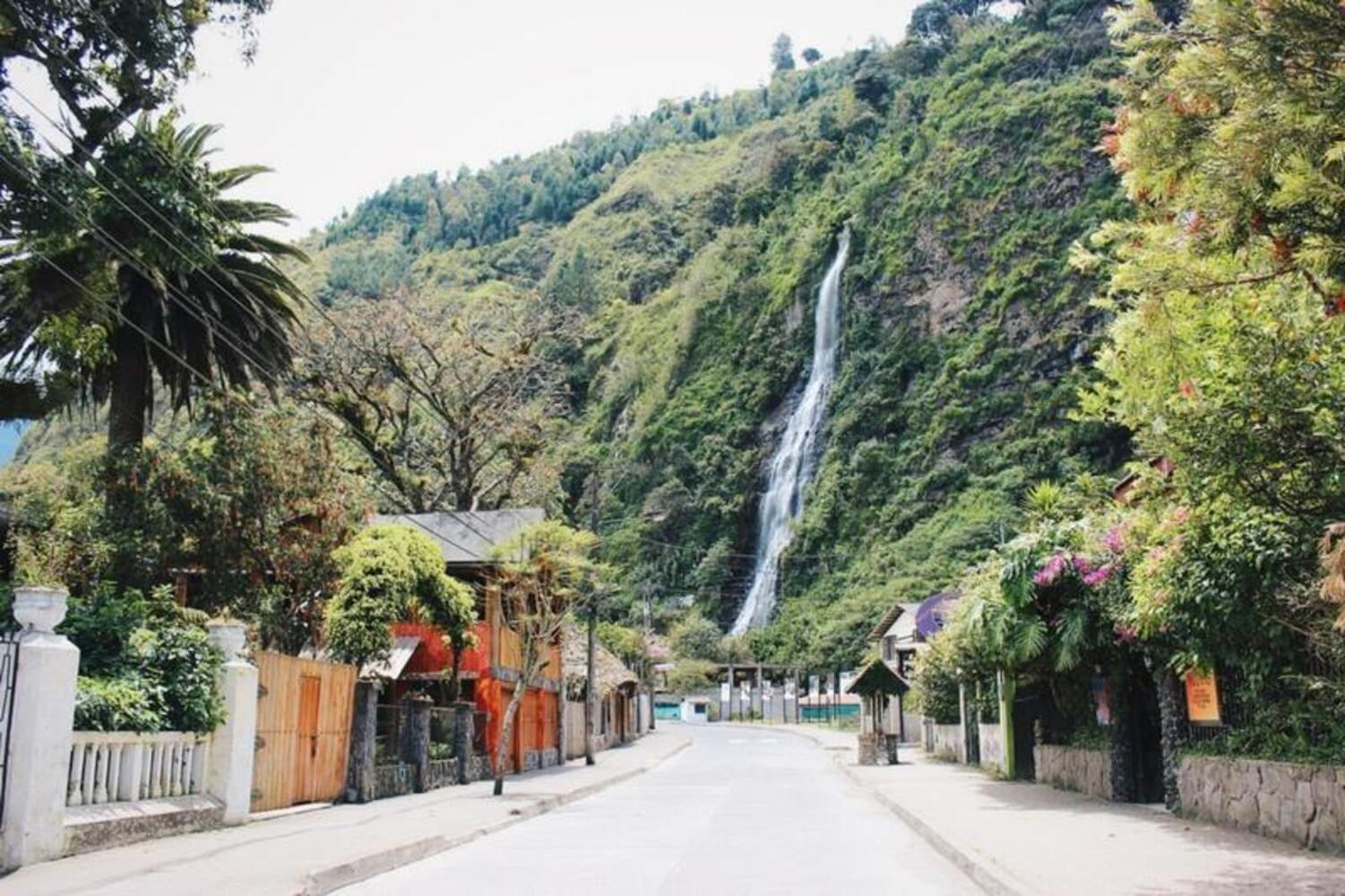 Papachos Hostel, Baños