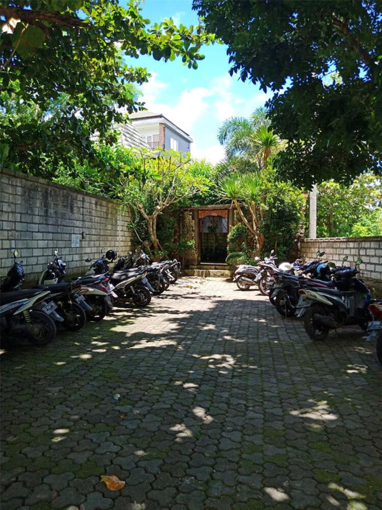 Pecatu Guest House & Hostel, Uluwatu