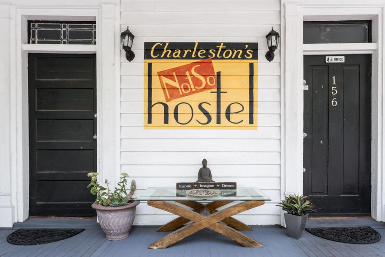 Where to stay in Charleston on a budget