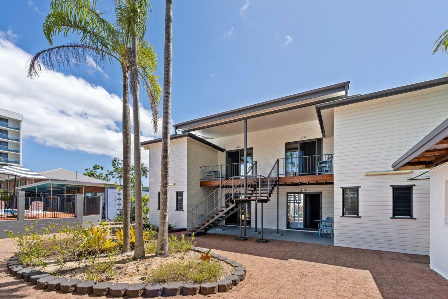 Caravella Backpackers Cairns City Waterfront, Cairns