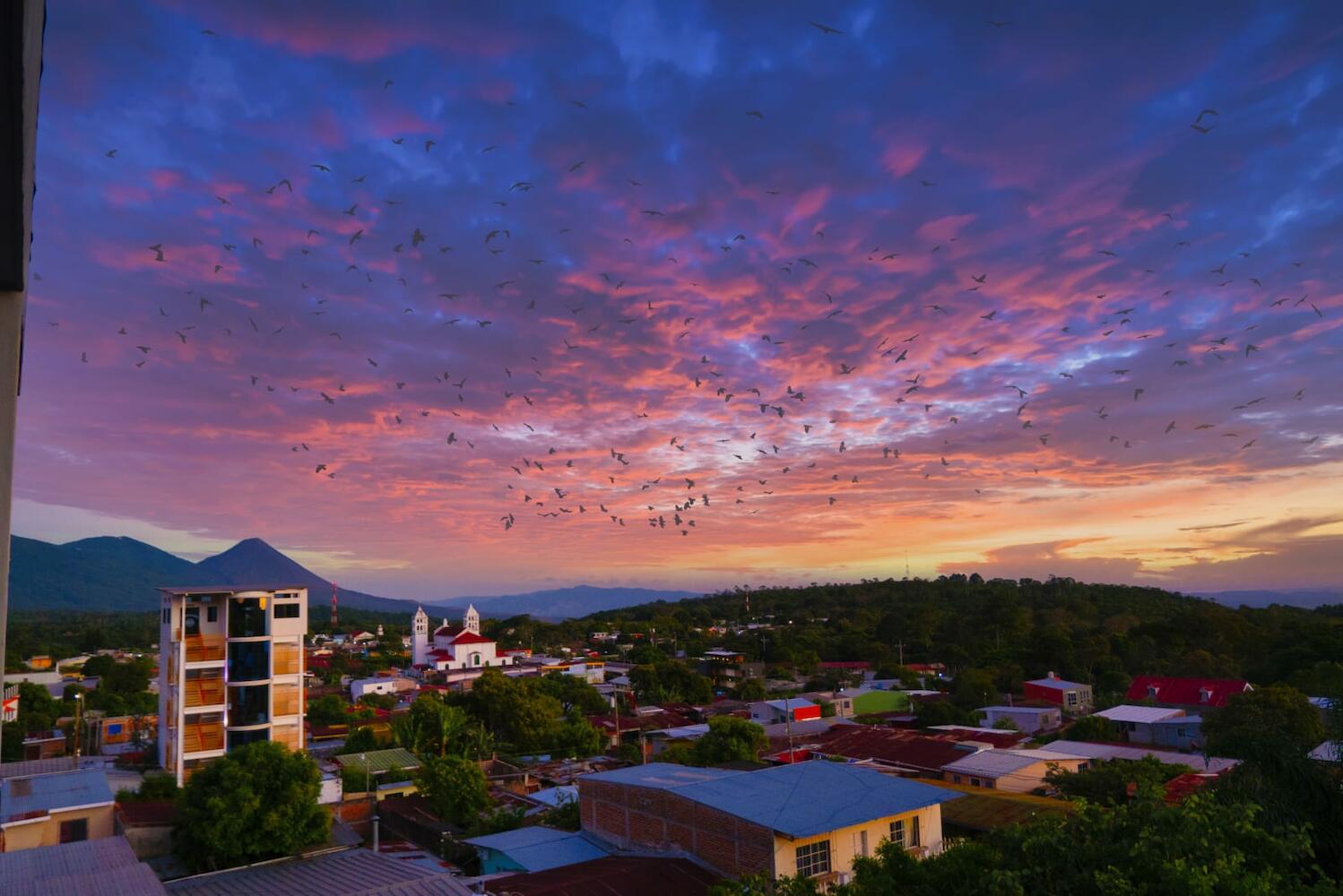 Samay Hostel, Juayúa