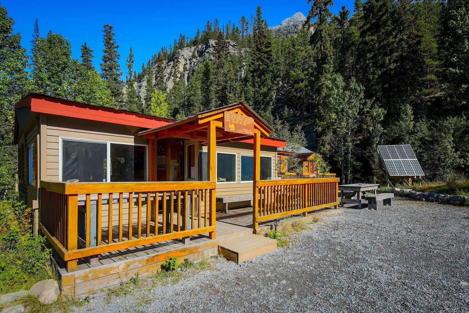 HI Rampart Creek Hostel, Banff National Park