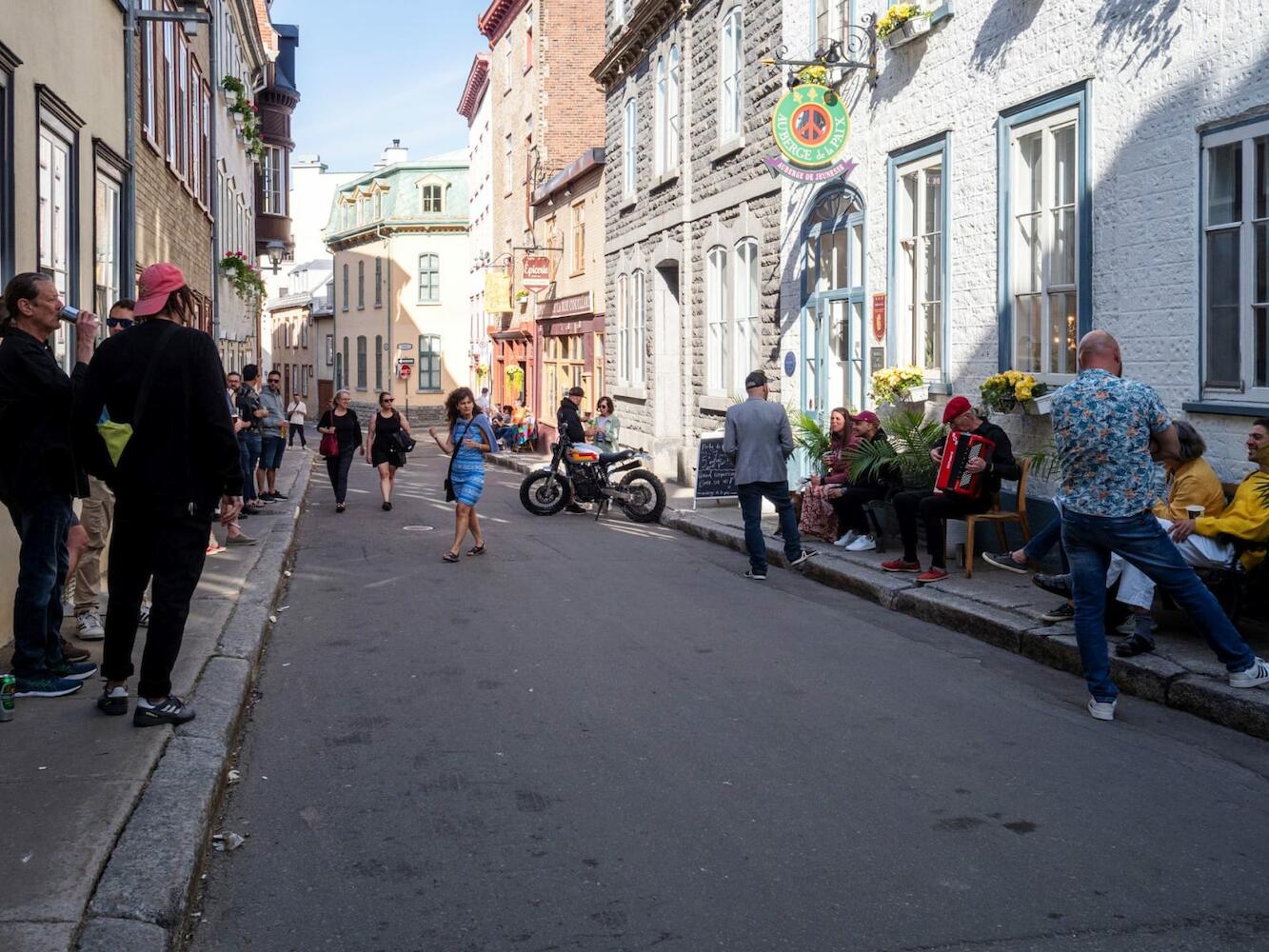 Auberge de la Paix (Peace Hostel), Quebec City