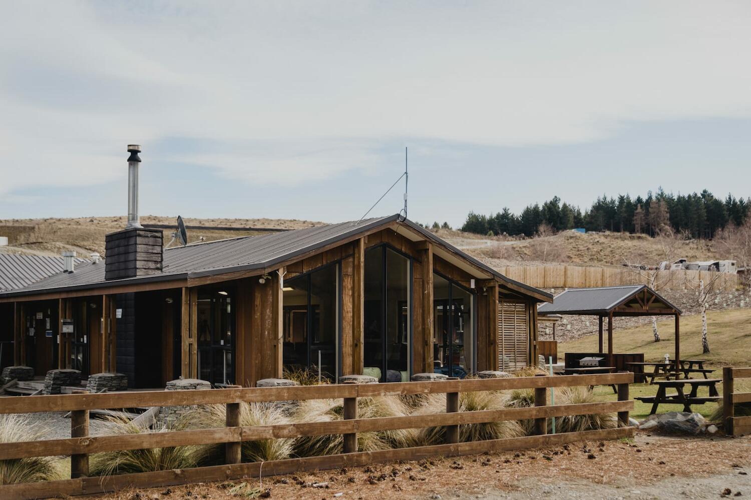 Lakes Edge Lodge, Lake Tekapo