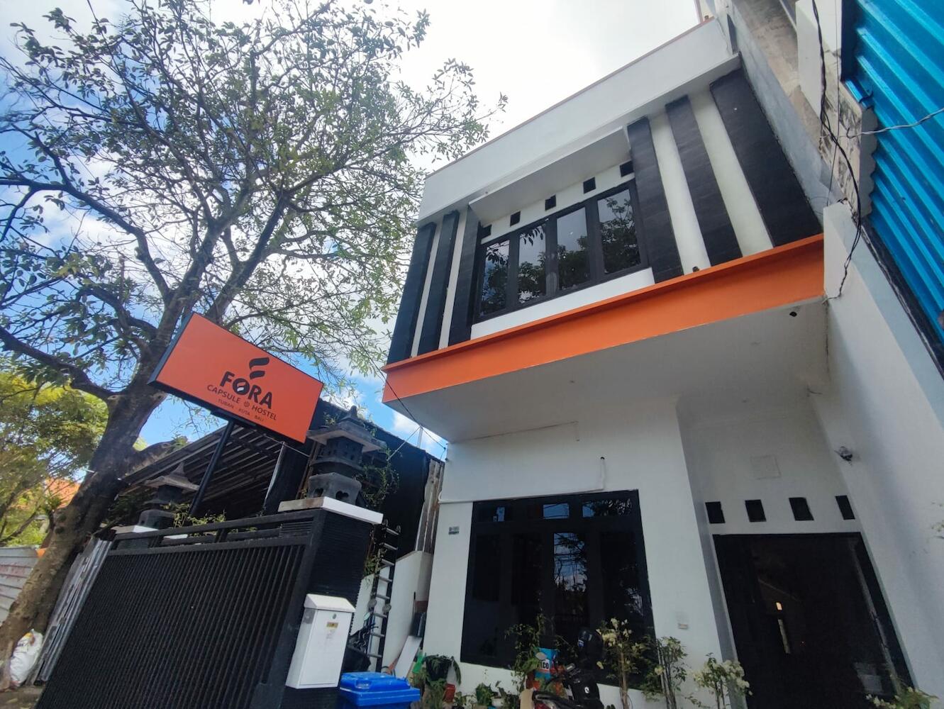 Fora Capsule Hostel Tuban, Kuta Bali