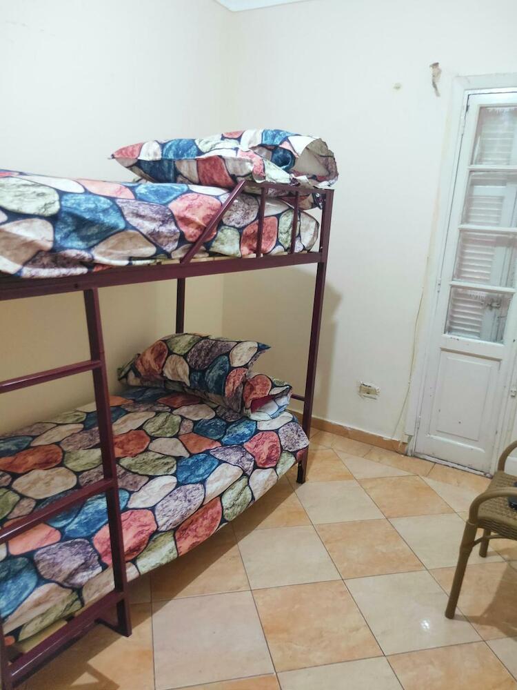 Alexandria Hostel هوستل الاسكندرية, Alexandria