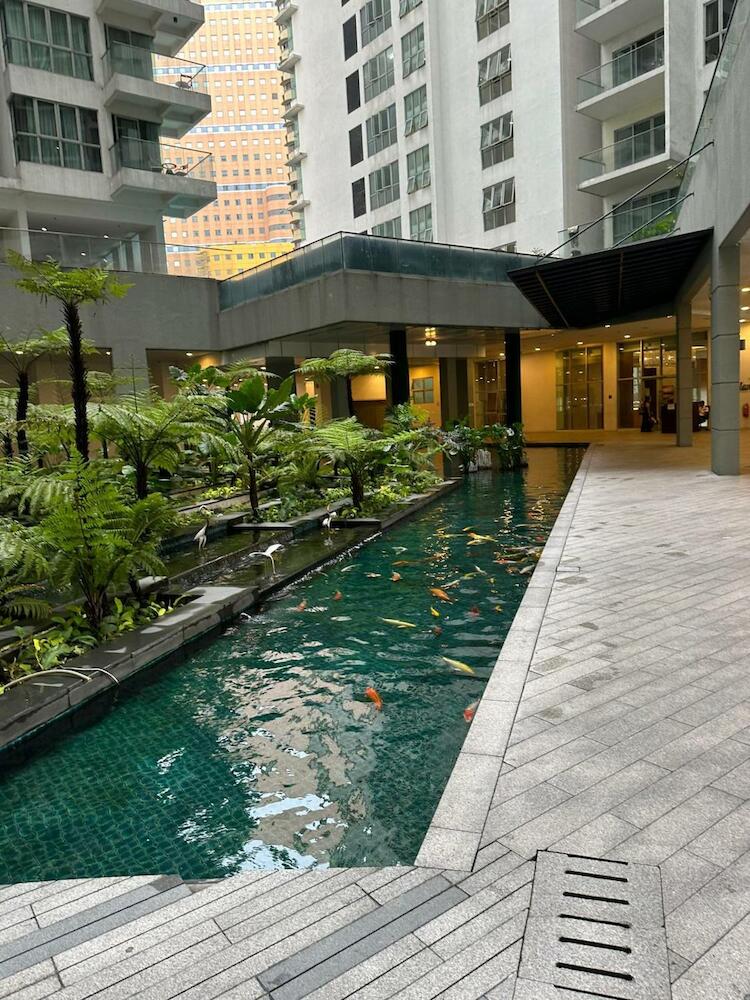 Regalia Infinity Skypool Hostel, Kuala Lumpur