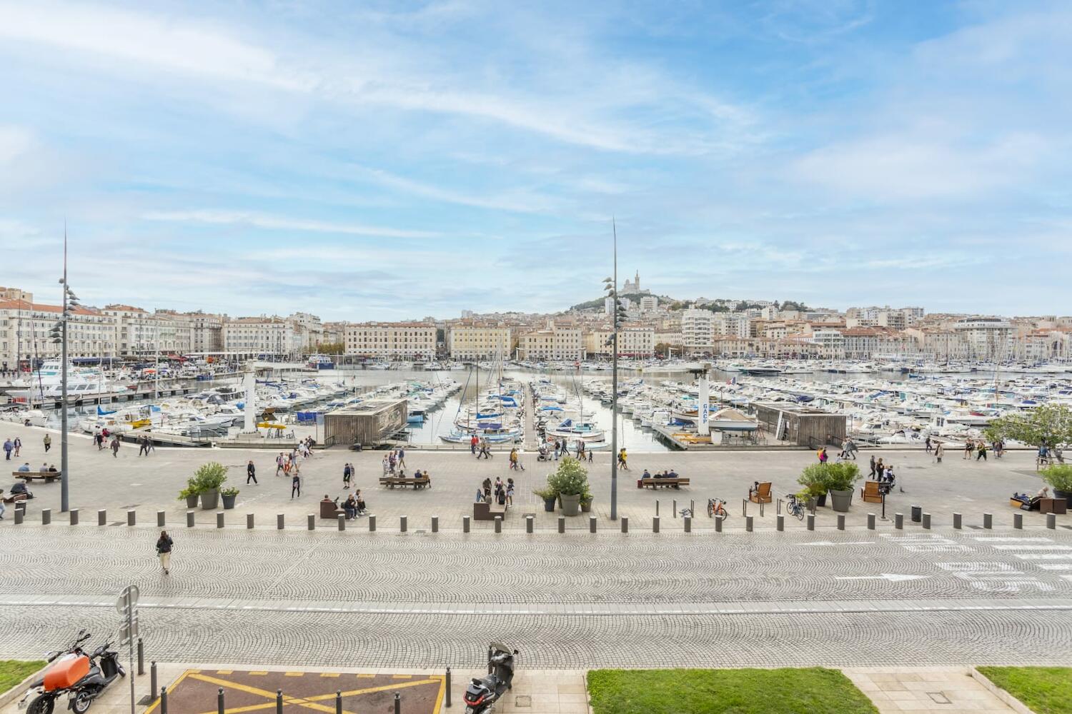 Hostel L'Ambassade Bretonne Vieux-Port, Marseille