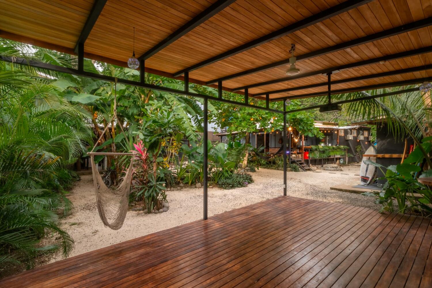 Akih Pods Hostel, Santa Teresa