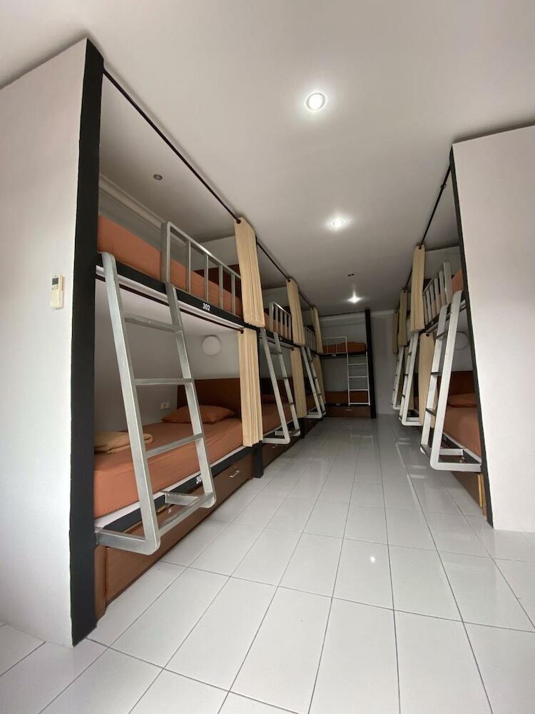 Mirah Hostel Bali, Kuta Bali