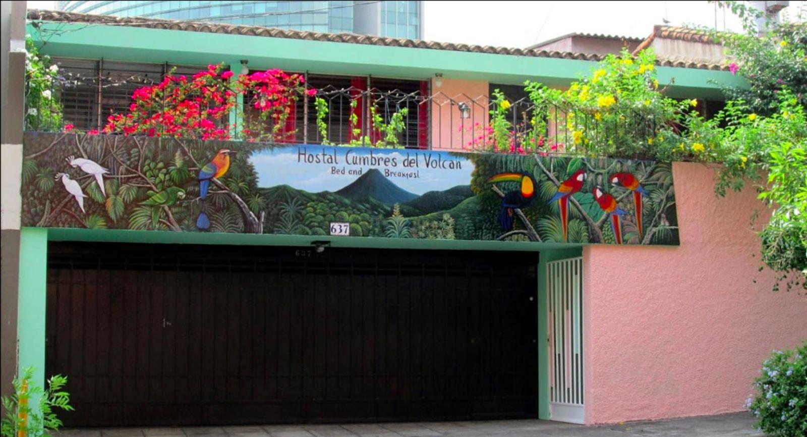 Hostal Cumbres del Volcan Escalon, San Salvador