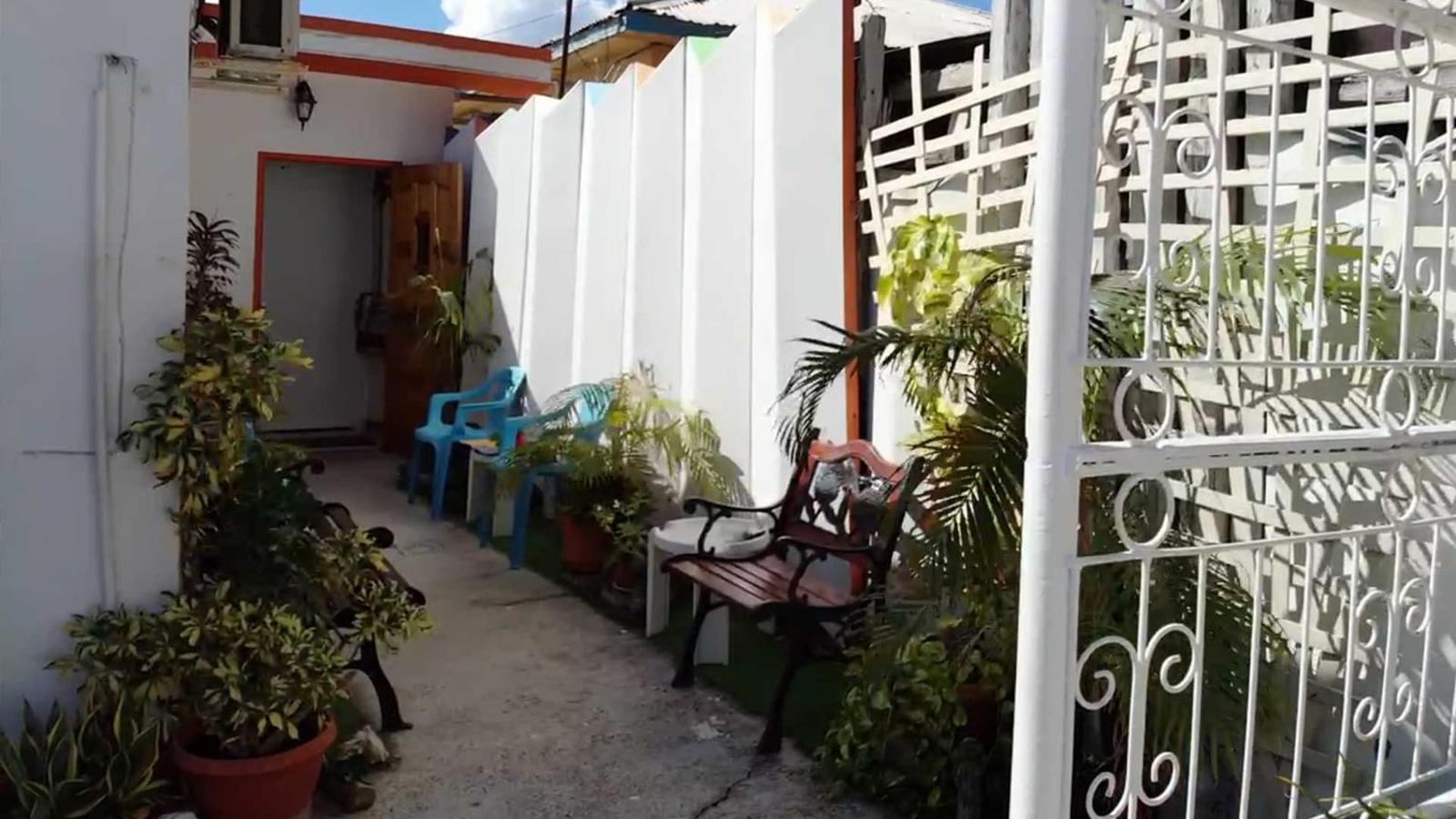 Hostel Room Aruba, Oranjestad