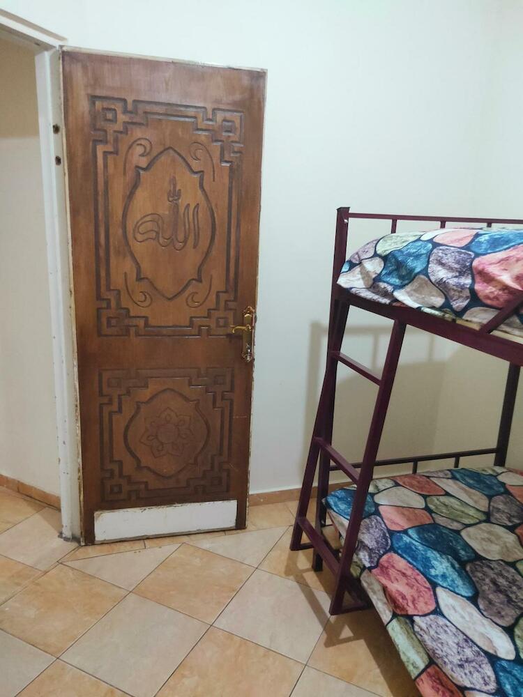 Alexandria Hostel هوستل الاسكندرية, Alexandria