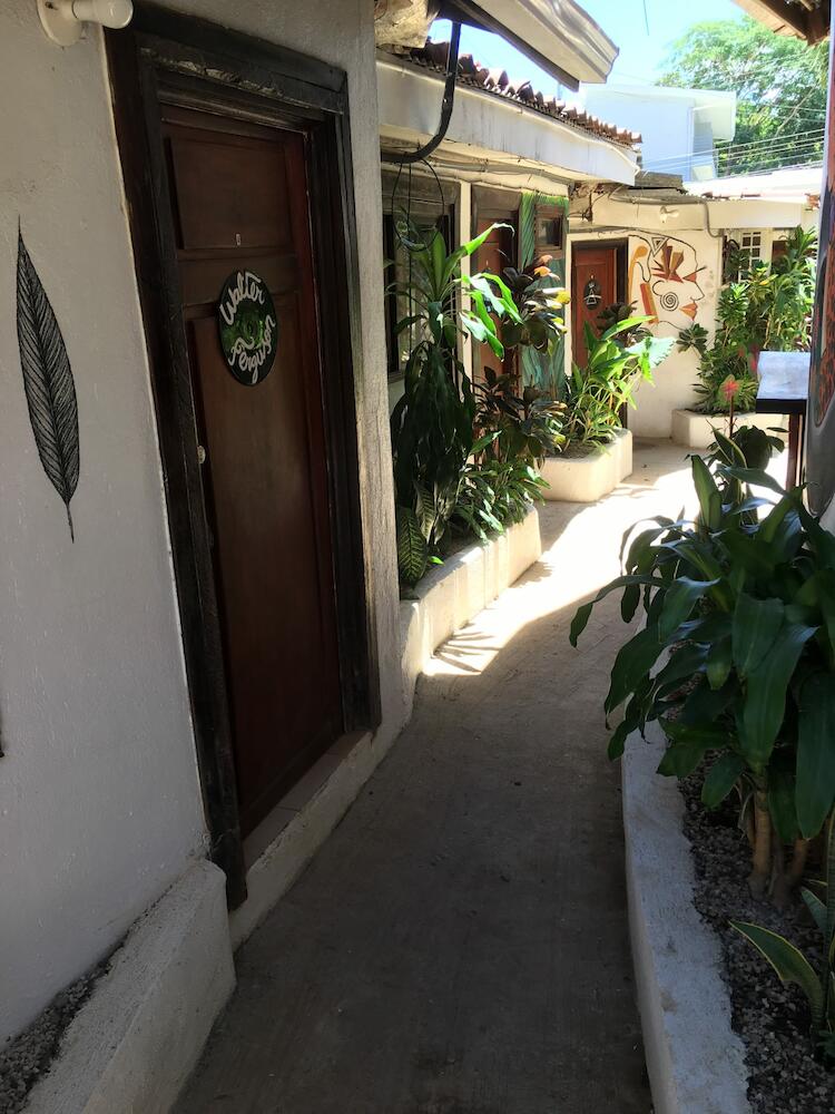 Pura Vida Hostel, Tamarindo