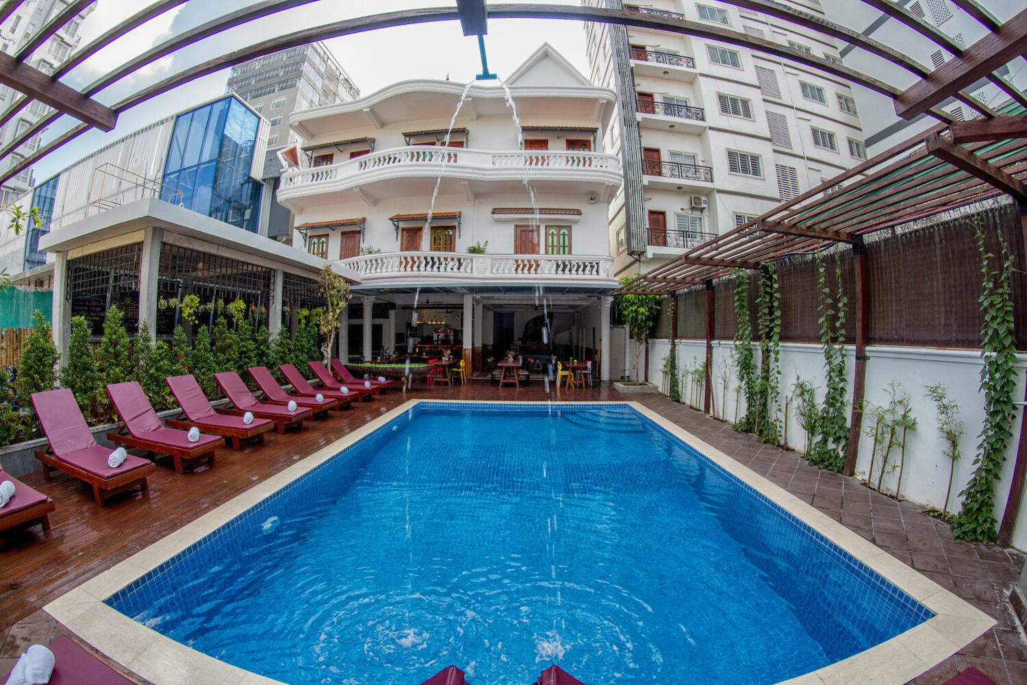 Poolside Villa, Phnom Penh