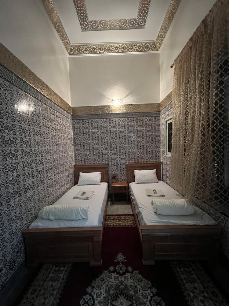 Sam Hostel, Rabat