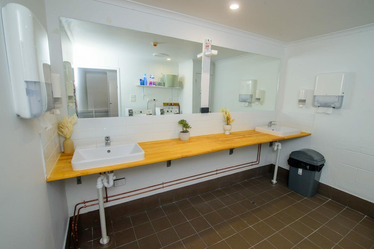 Flinders St. Hostel - Female Only, Townsville