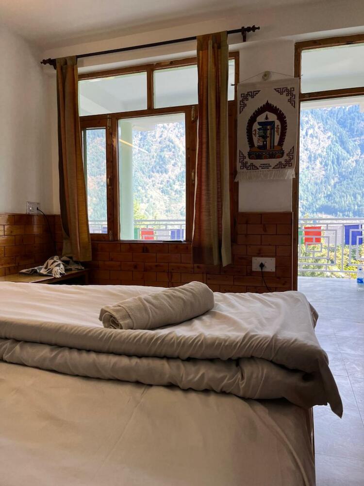 Dormigo, Manali