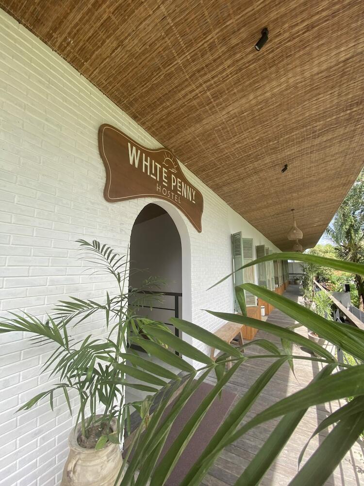 White Penny Hostel, Seminyak