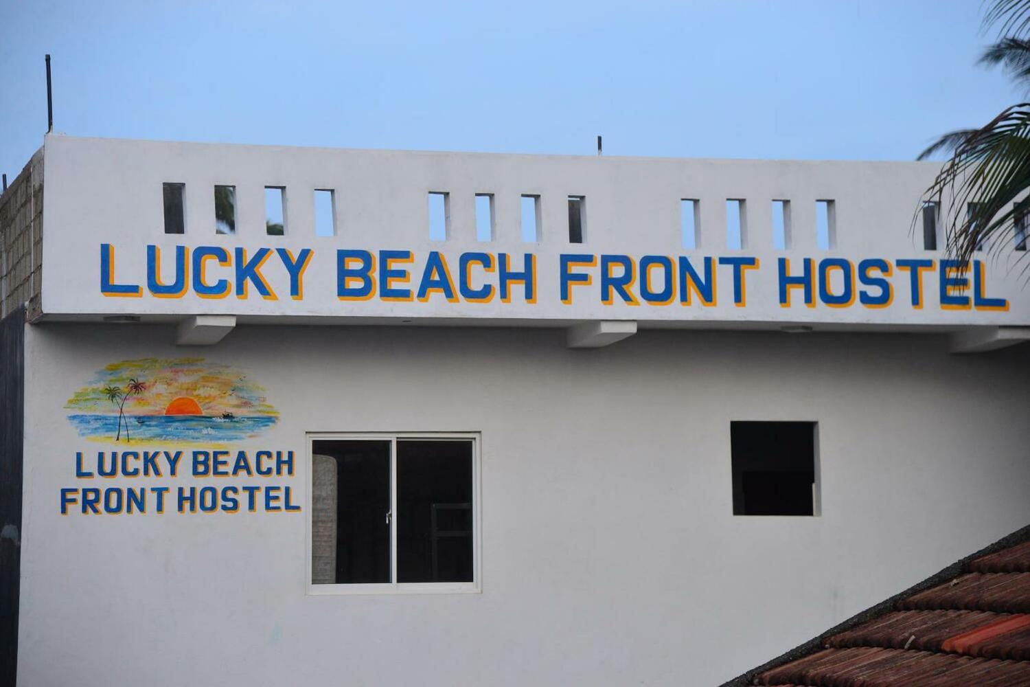 Lucky Beach Front Hostel, Hikkaduwa