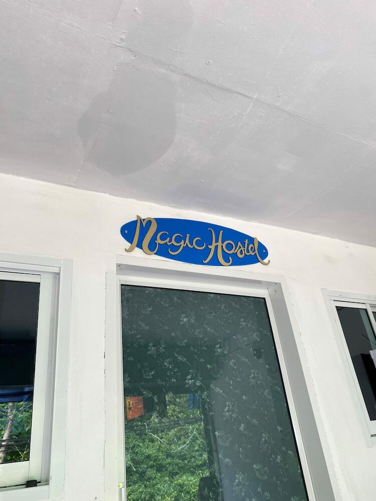 Magic Hostel, Ko Phi Phi