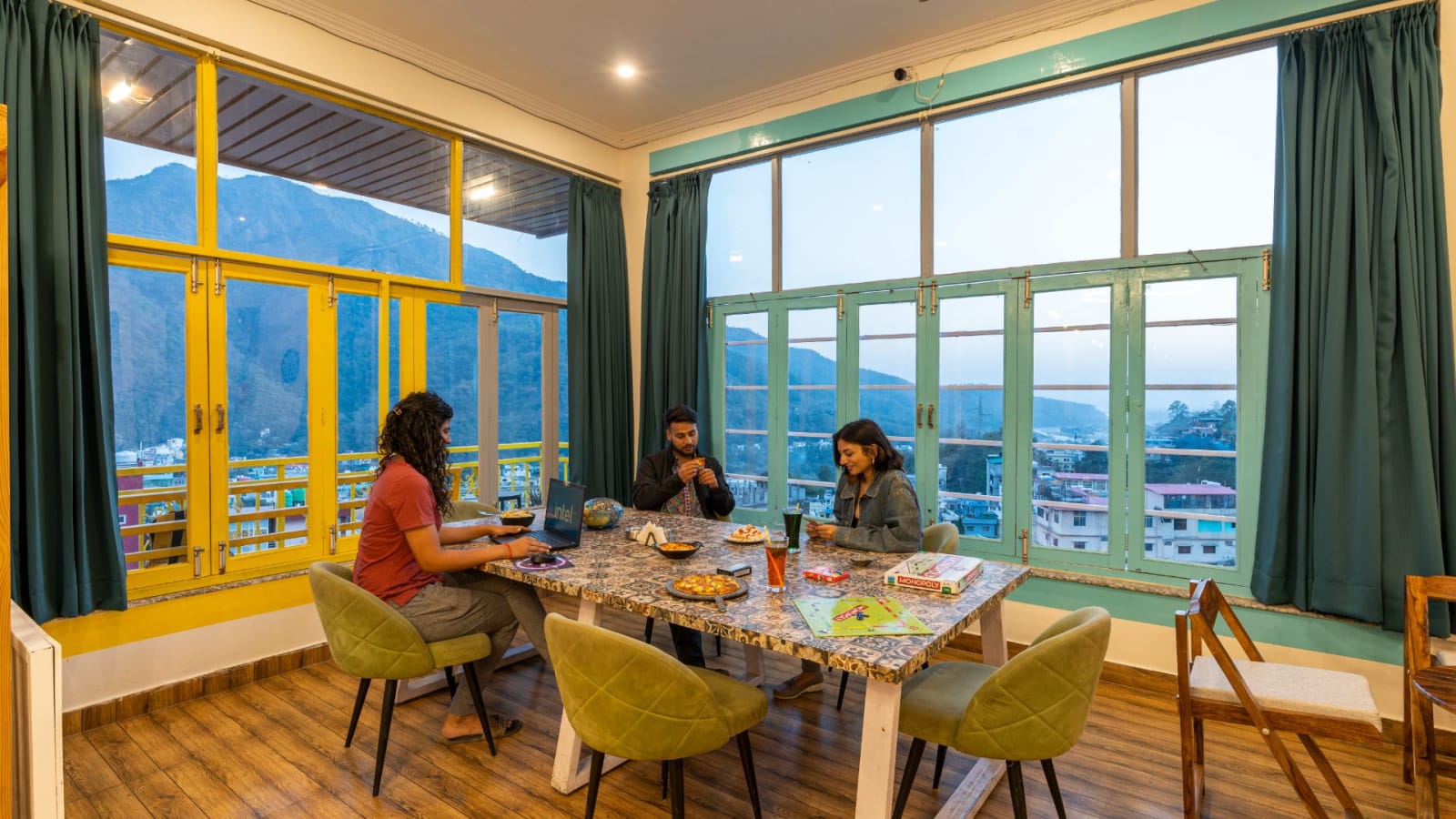 The Hosteller Rishikesh, Upper Tapovan, Rishikesh