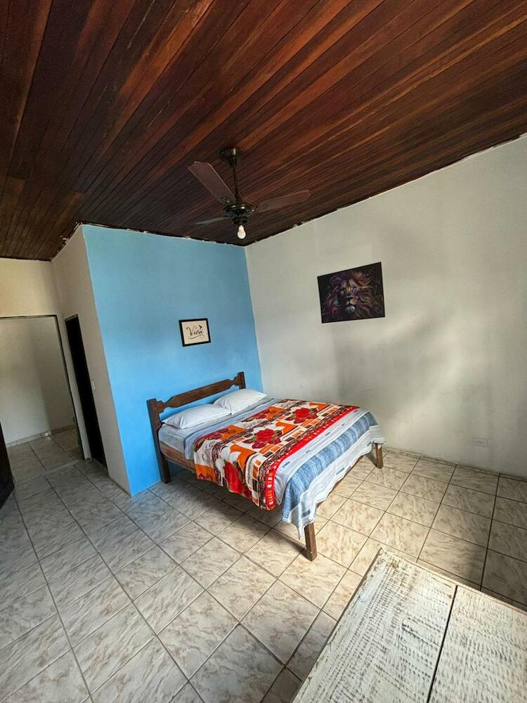 Vibe Hostel, Paraty