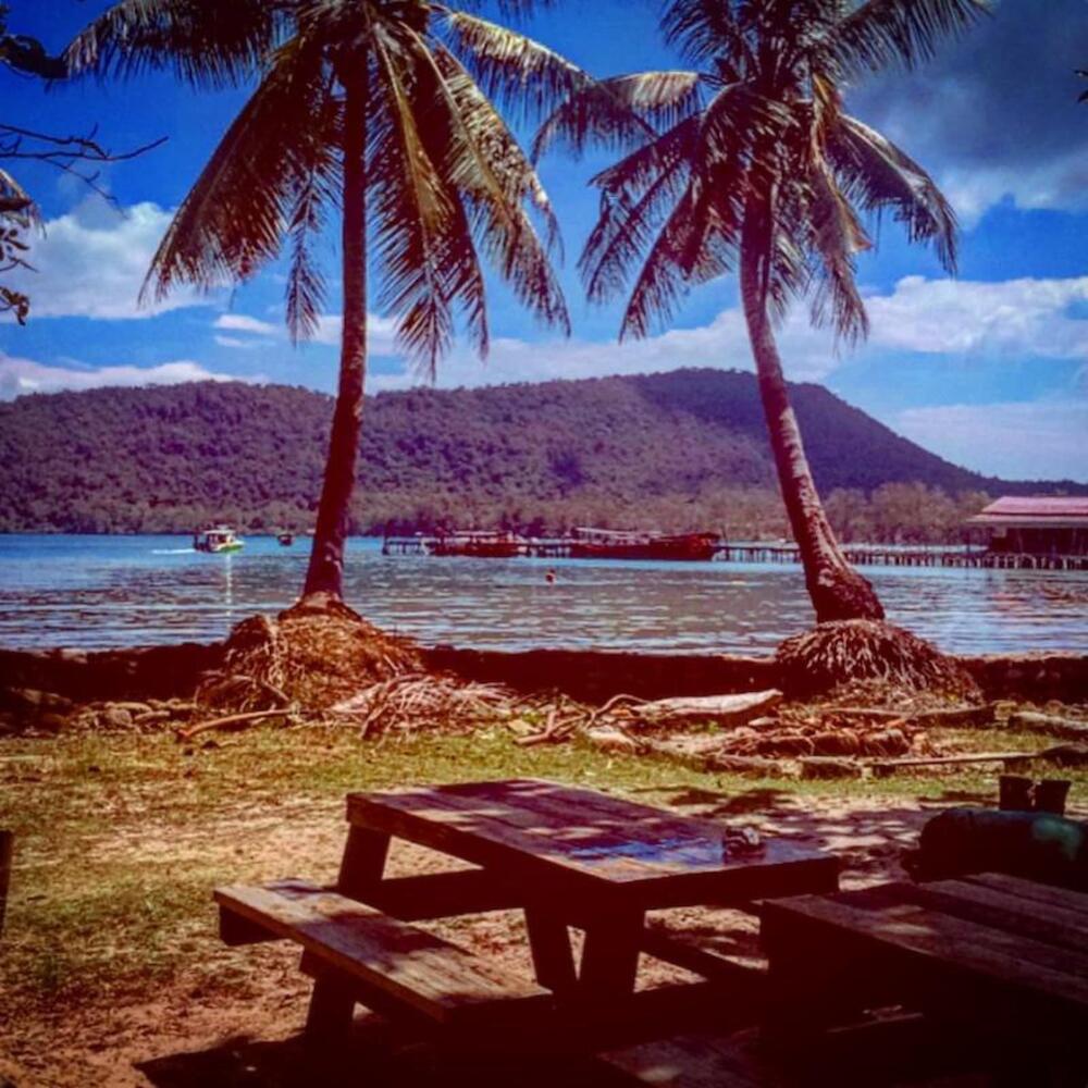 Chill Inn Cambodia, Koh Rong Sanloem