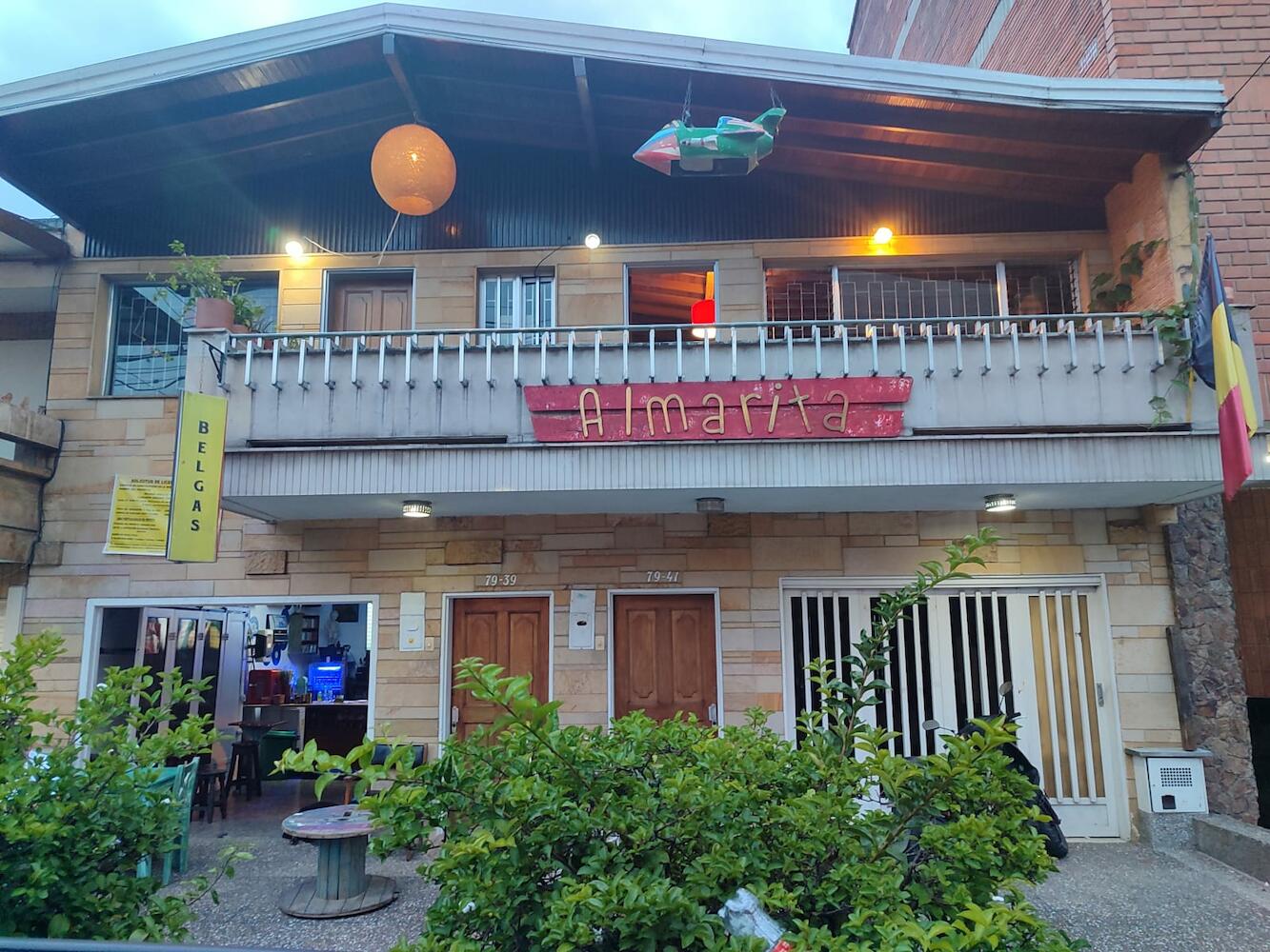 Casa Almarita Estadio Laureles, Medellin