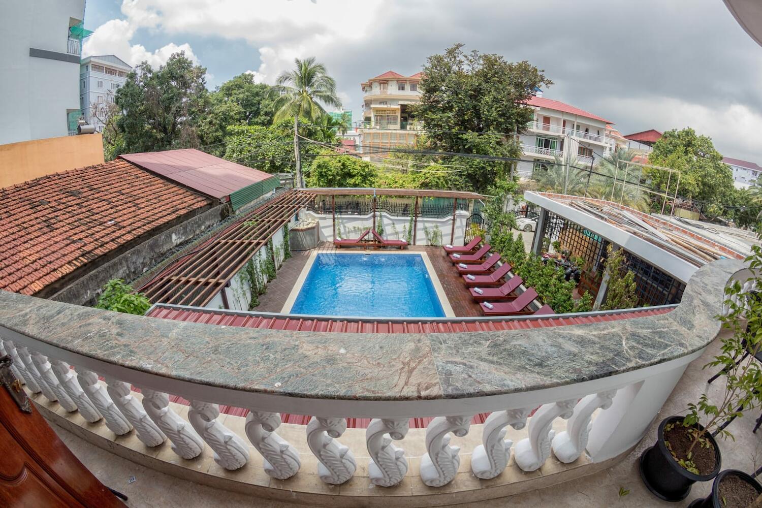 Poolside Villa, Phnom Penh