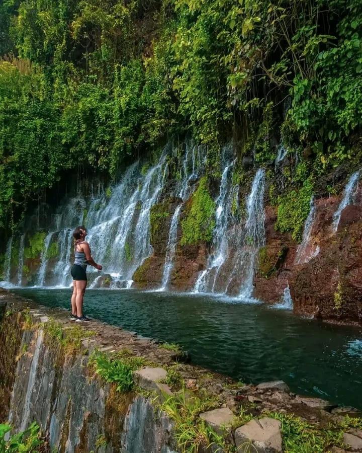 7 Waterfalls Tour, Scooter Rental & Hostal Pacifico, Juayúa