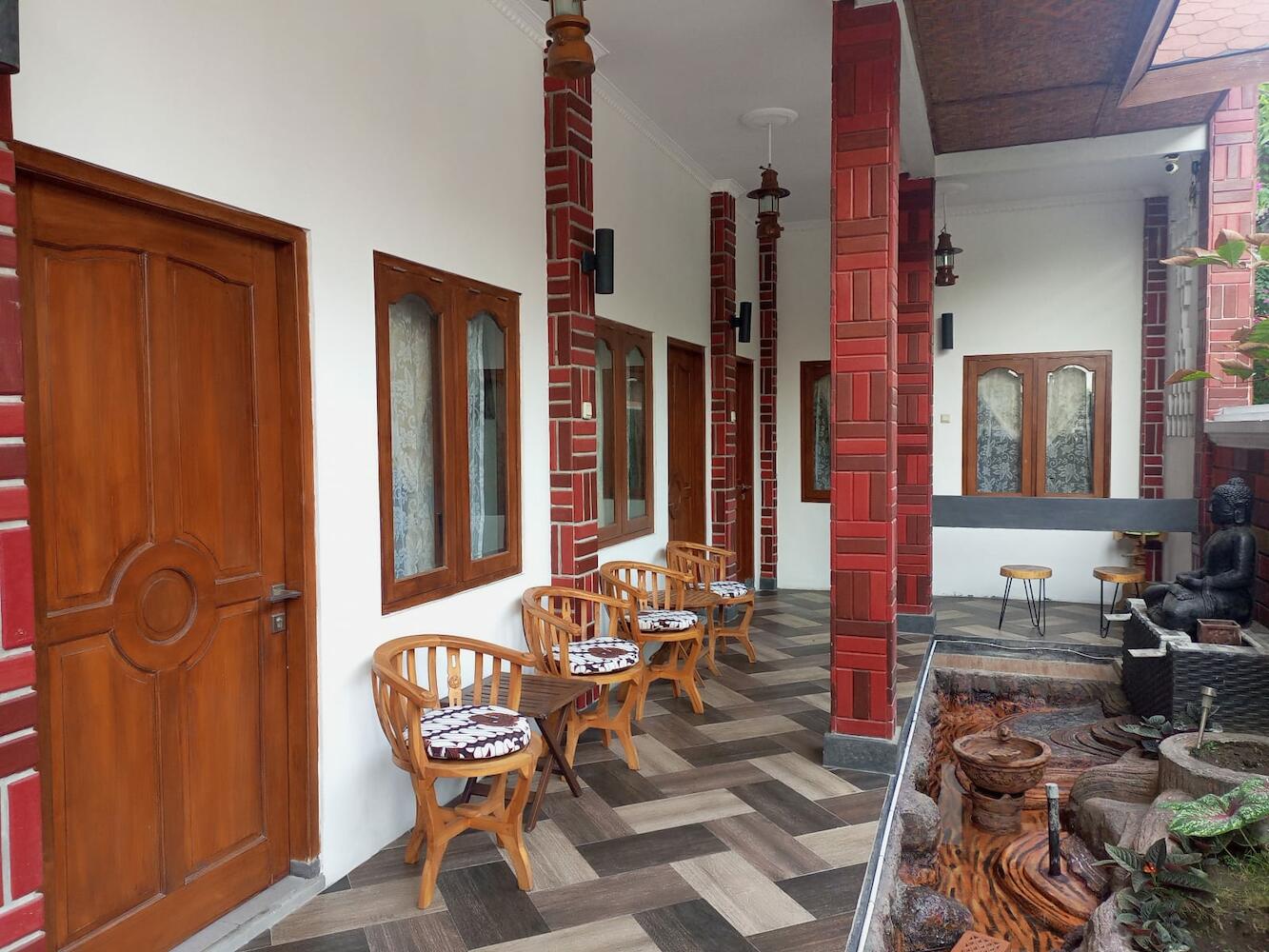 Zen Moon Hostel, Yogyakarta