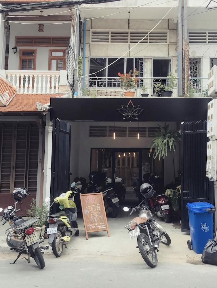 Sacred Lotus Cafe, Phnom Penh