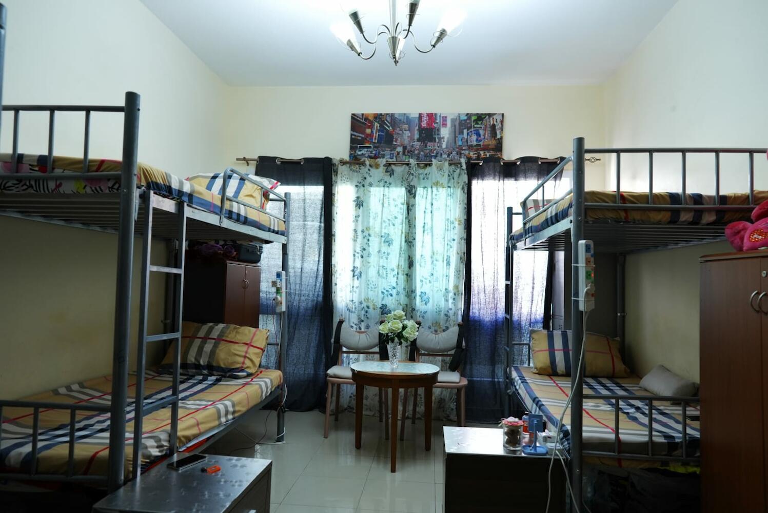 Top Stay- Backpackers For Ladies Only Near Burjuman Metro Station, Dubai