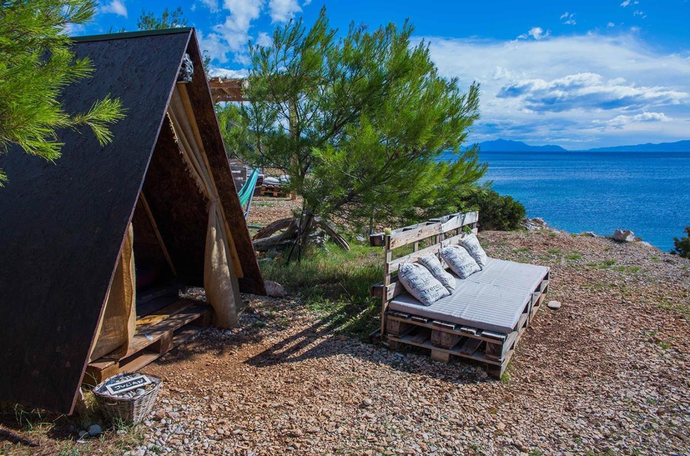 Cast Away - Eco resort, Hvar Island