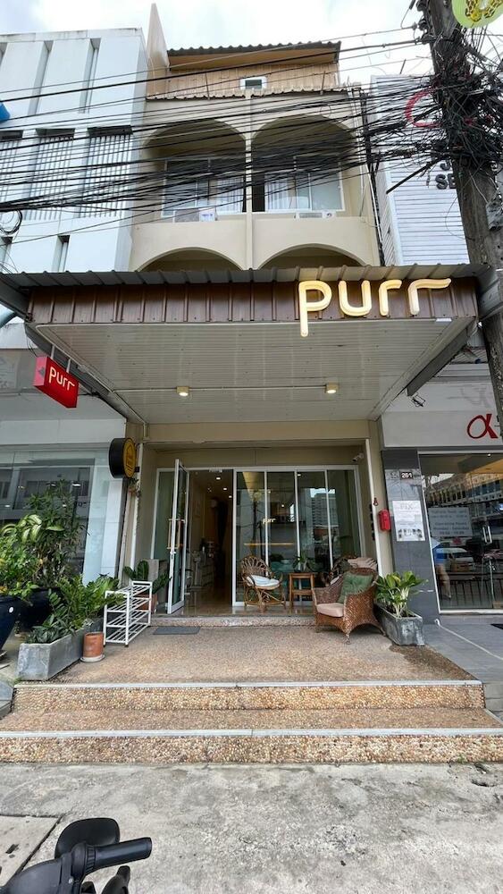 Purr Hostel, Phuket City