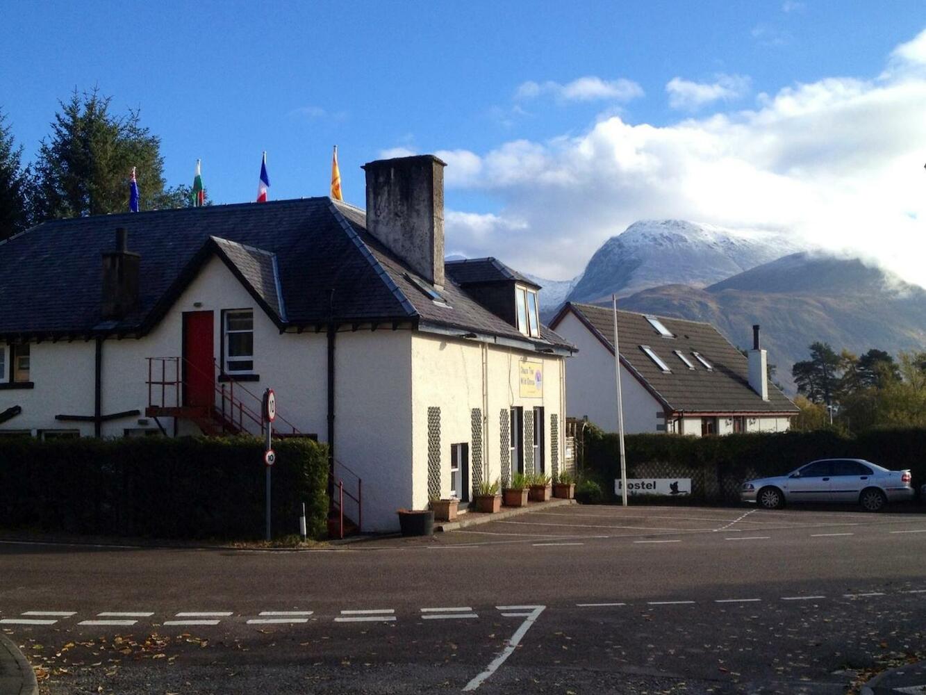 Chase The Wild Goose Hostel, Fort William