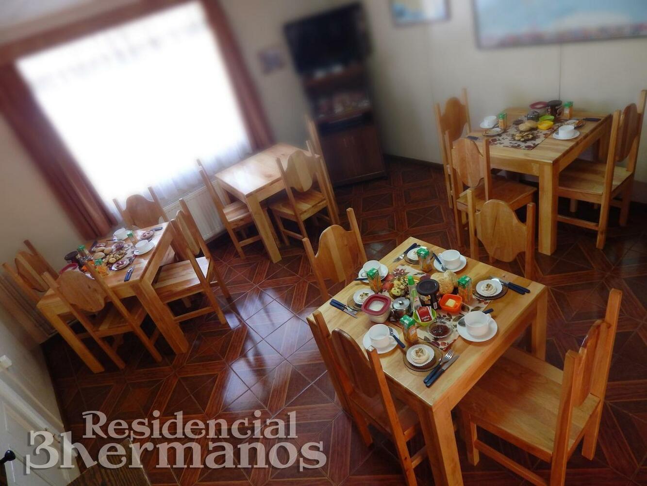 Residencial Tres Hermanos, Punta Arenas