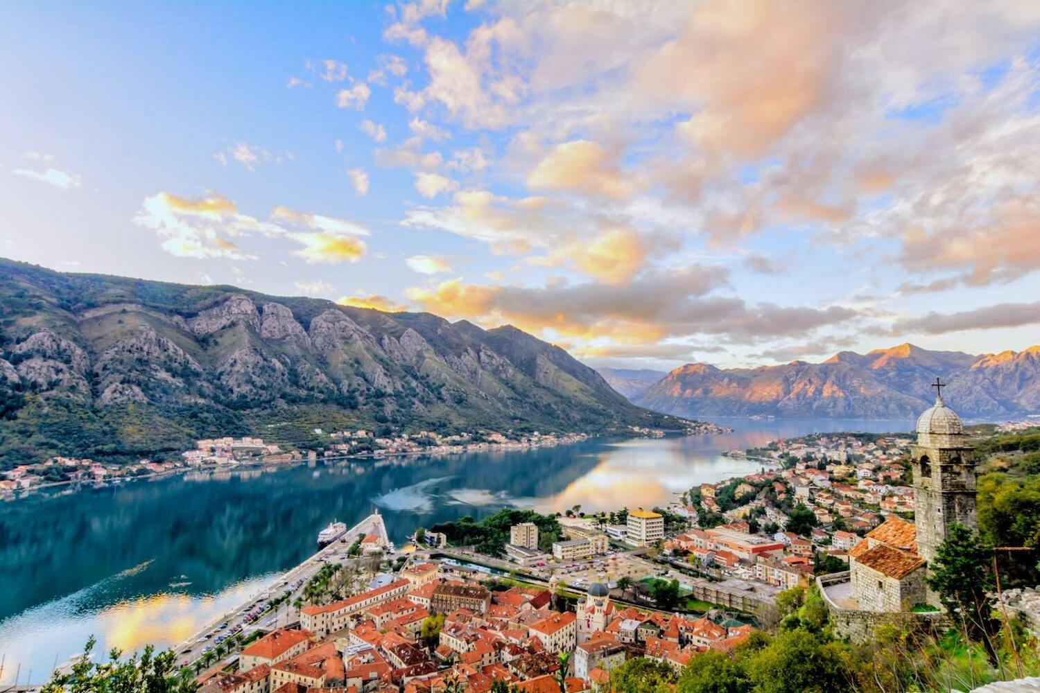 Old Town Homestel, Kotor