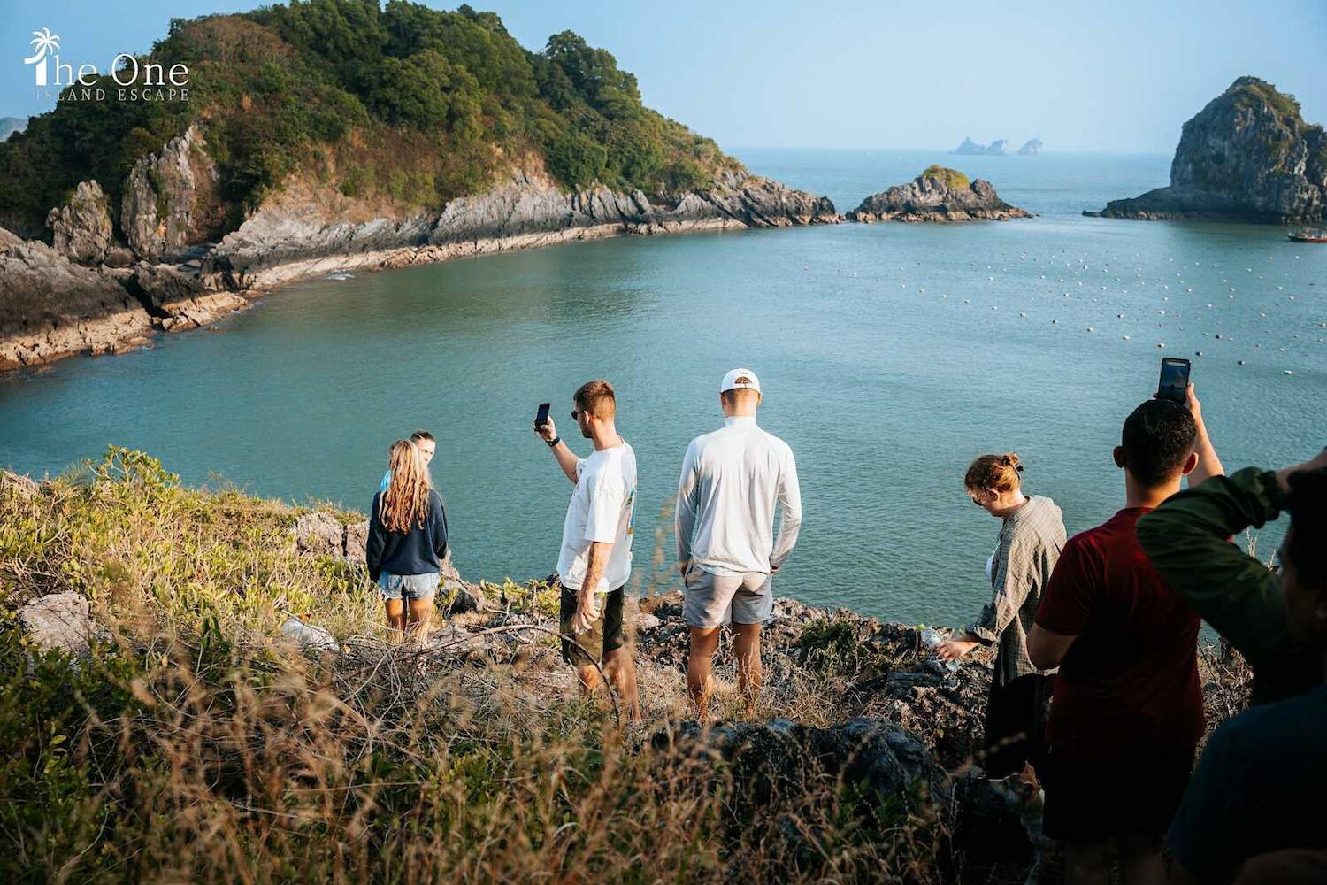 The One Island Escape, Cat Ba Island