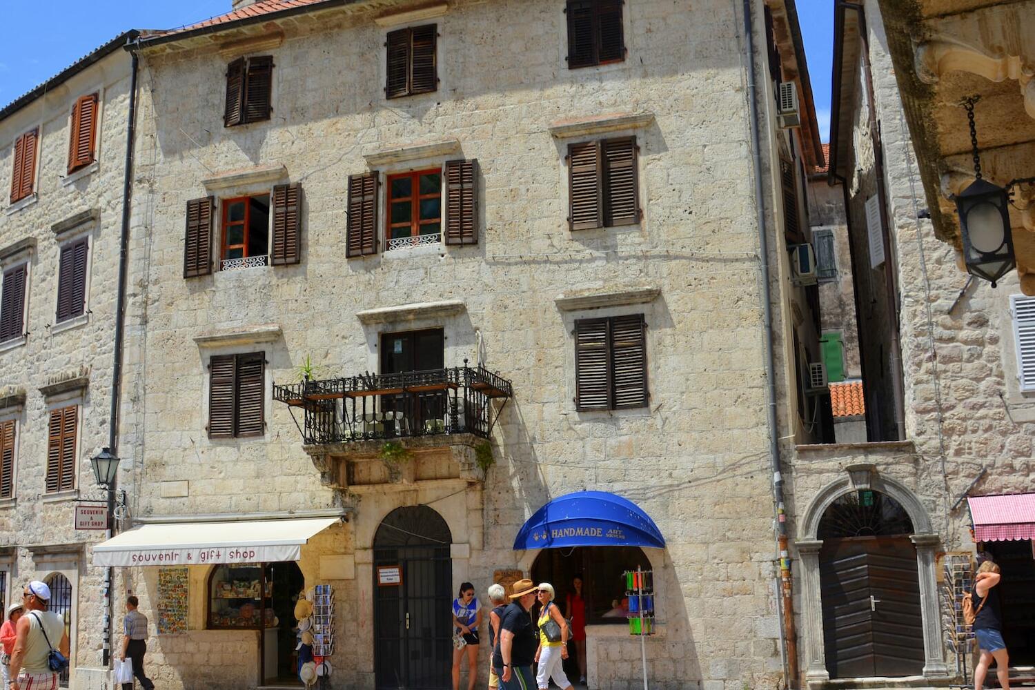 Montenegro Backpackers Home, Kotor