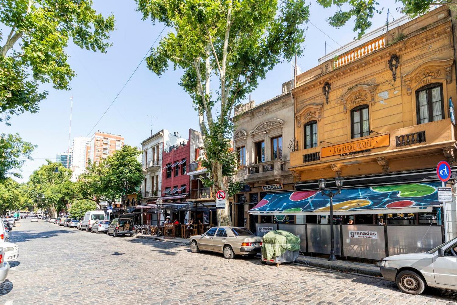 Hostal de Granados, Buenos Aires