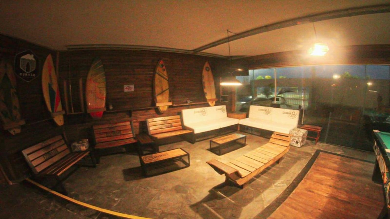 Curvao Surf House, Guarujá