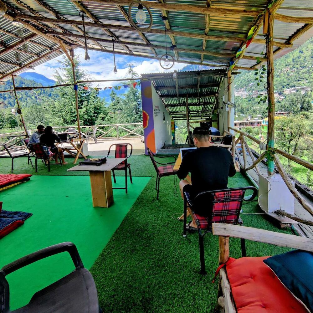 Safar Hostel, Manali