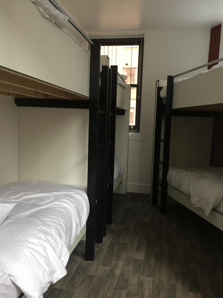 Rahman Hostel, Manchester