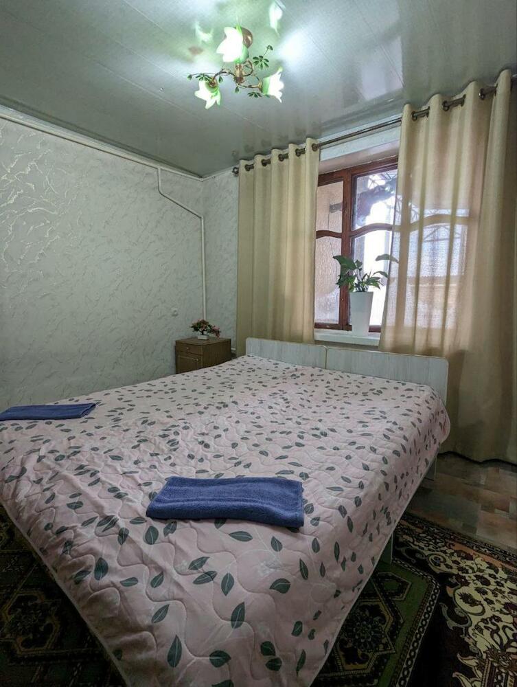 Olzho Hostel, Karakol